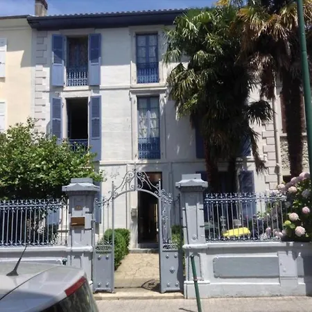 Apartment Le Logis Le Pic Du Midi Et Le Logis Le Col D'aspin Lourdes