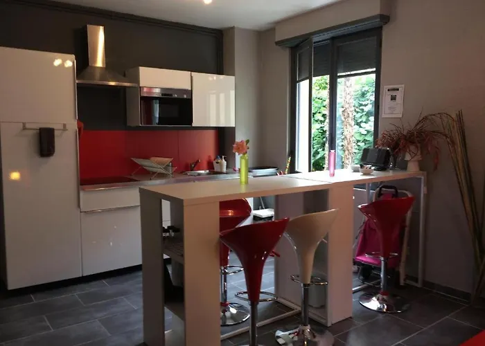 Le Logis Le Pic Du Midi Et Le Logis Le Col D'aspin